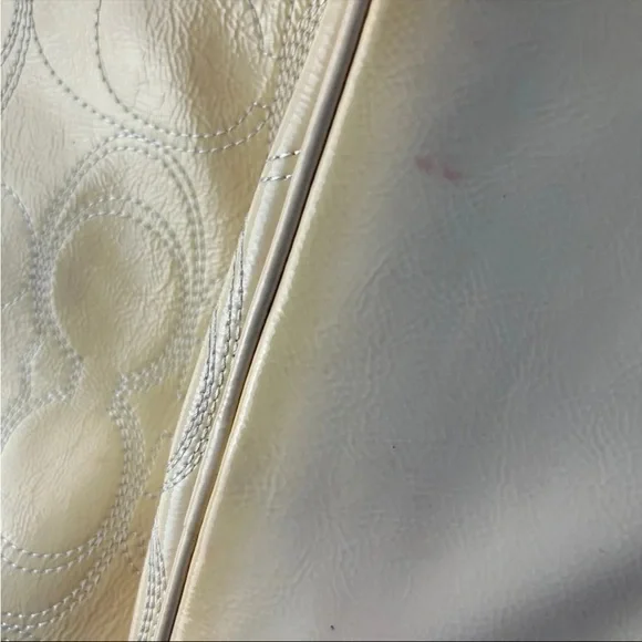 yellow coach purse- as is - Picture 5 of 12